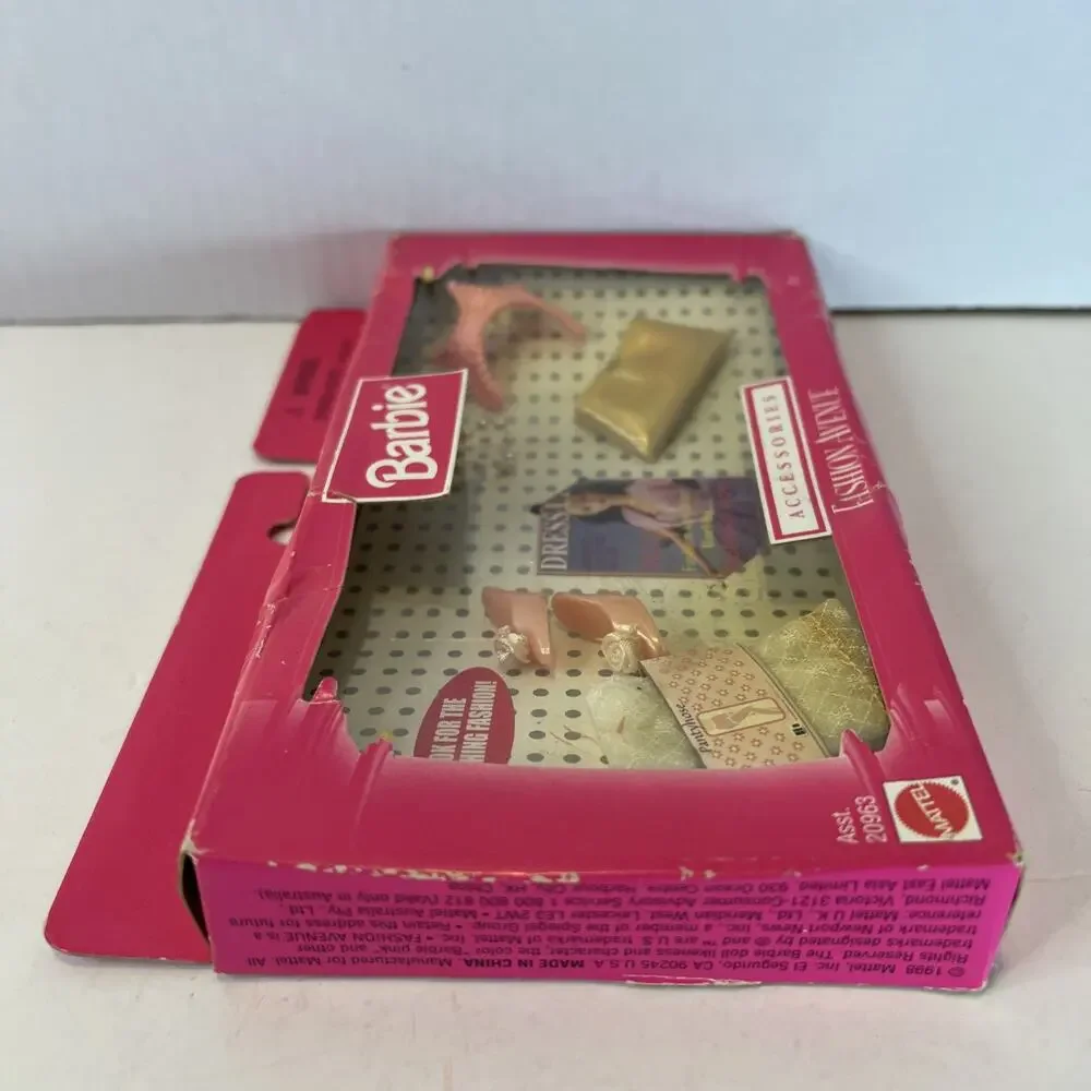 Mattel Barbie 1998 Fashion AVENUE Accessories SET#20963 - NEW IN BOX Shelf-ware